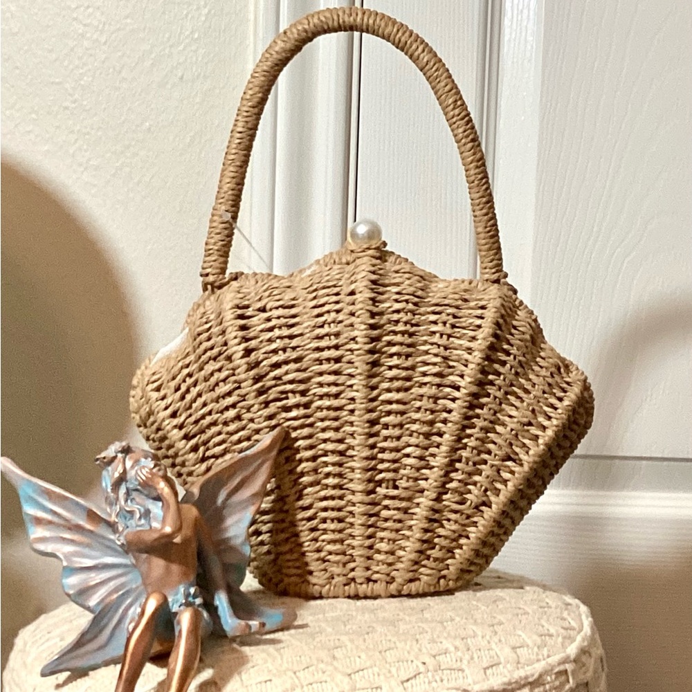 Brand New Savannah Tan Shoulder Bag with Fan Shape and Woven Design
